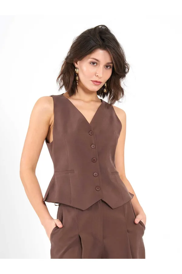 120745 Beş Düğmeli Orta Boy Yelek