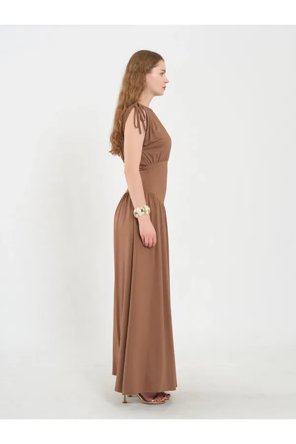 111691 Beli Korsajlı Uzun Elbise