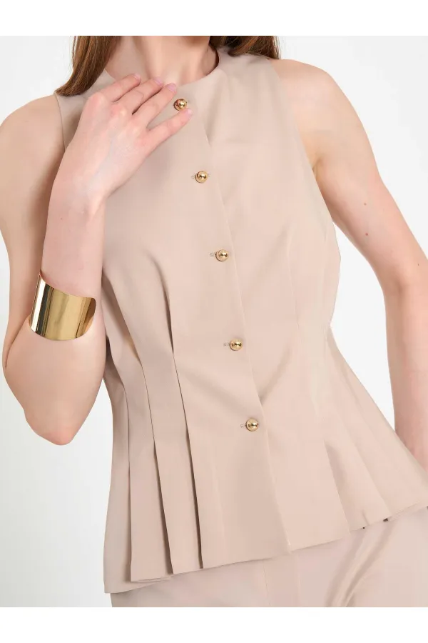 120746 Stella Waist-Fitted Vest