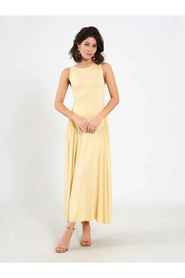 111717 Sleeveless Midi Dress