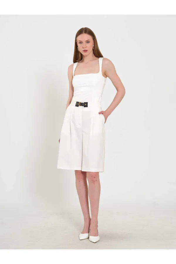 010880 Stella Bermuda Shorts with Buckle