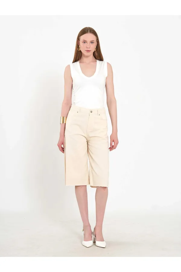 010878 Relaxed Fit Bermuda Denim Shorts