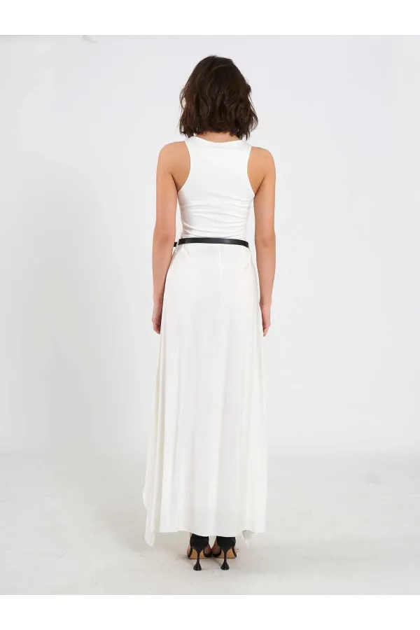 Robe ceinturée ornée 111711