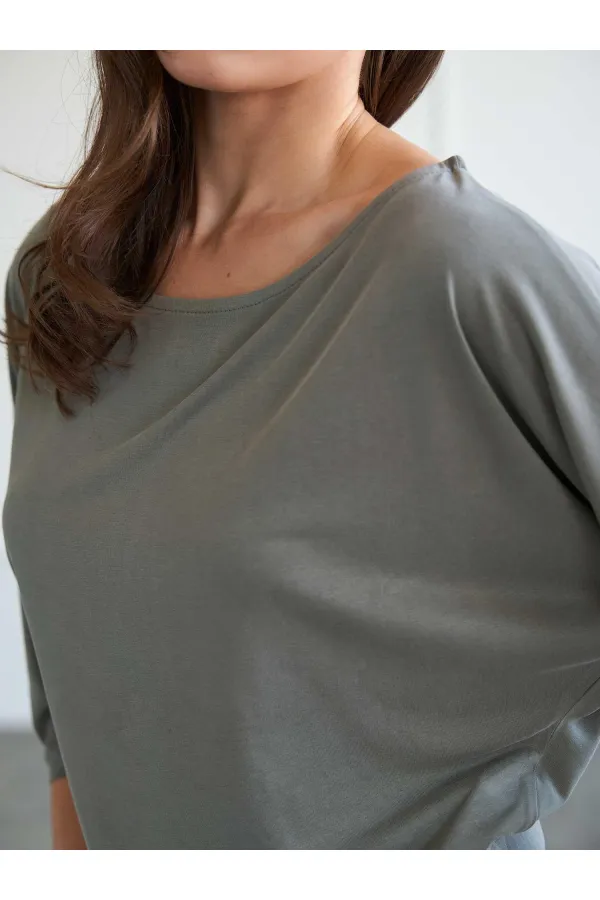 050747 Yarasa Kollu Kayık Yaka T-shirt