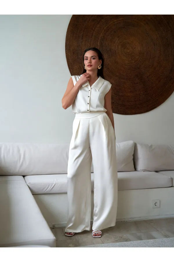 031649 Wide Pleated Satin Trousers