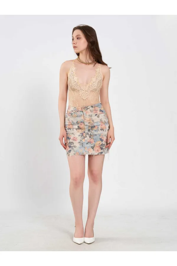 071914 Lace Back Cross Strap Bodysuit