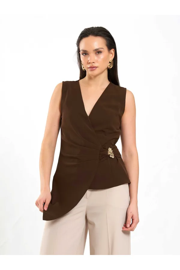 071892 Tokalı V Yaka Asimetrik Bluz