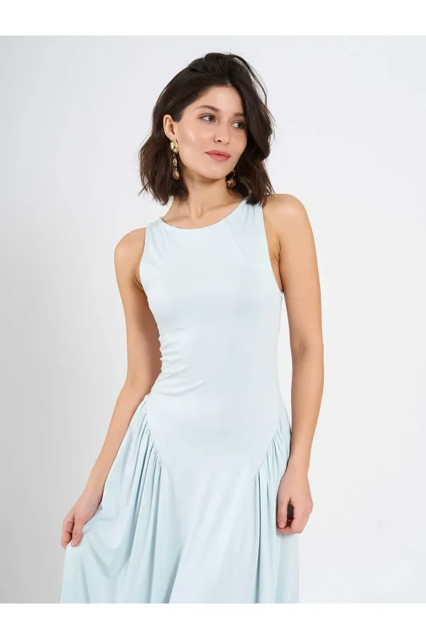 111717 Sleeveless Midi Dress