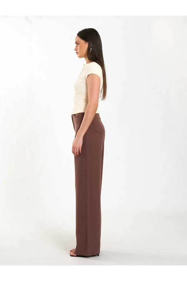 050652 Body basique à col boutonné