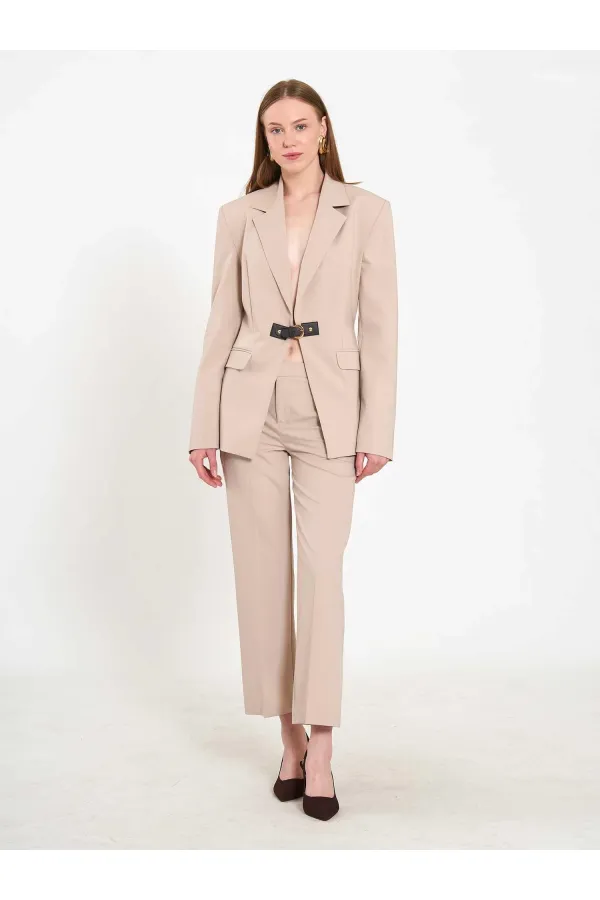 031674 Kısa Paça Stella Pantolon