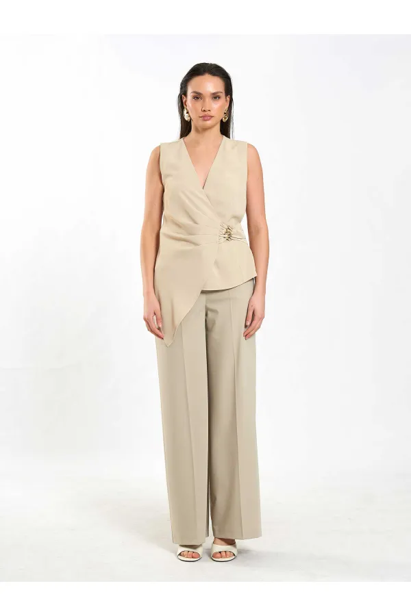 071892 Tokalı V Yaka Asimetrik Bluz