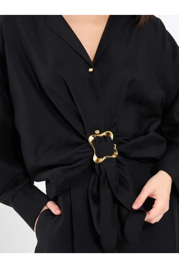 Chemise 080814 avec détail de boucle