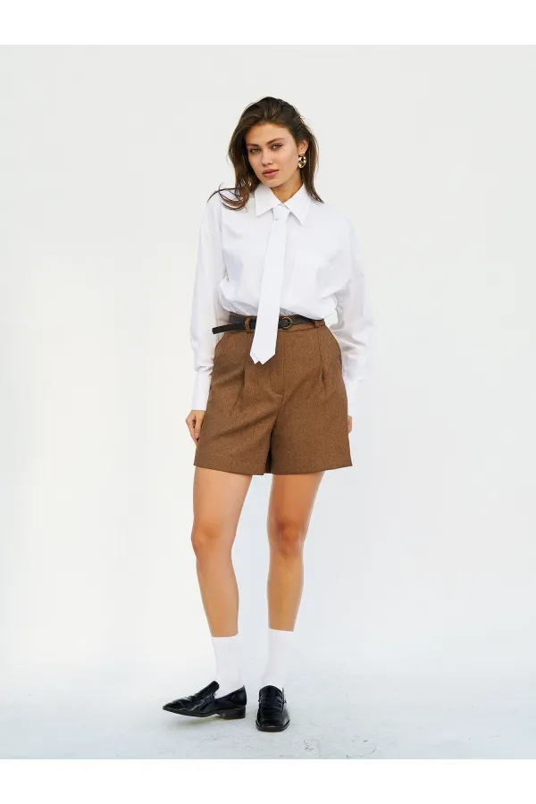 Chemise à une poche avec cravate 080733