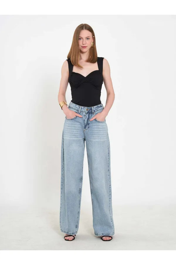 031668 Wide Leg Denim Trousers