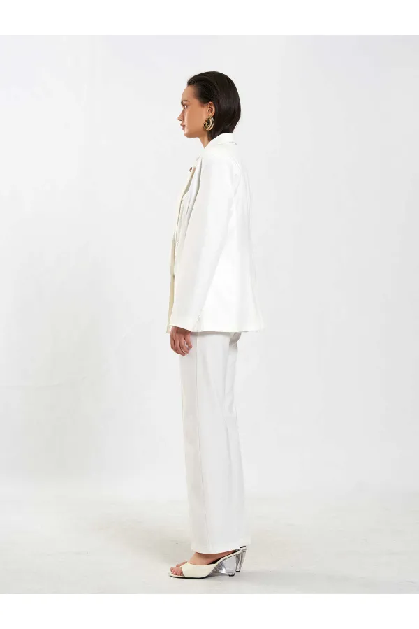 131059 Veste à poches passepoilées