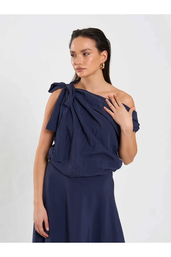 071886 One Shoulder Blouse