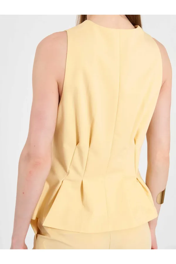 120746 Stella Waist-Fitted Vest