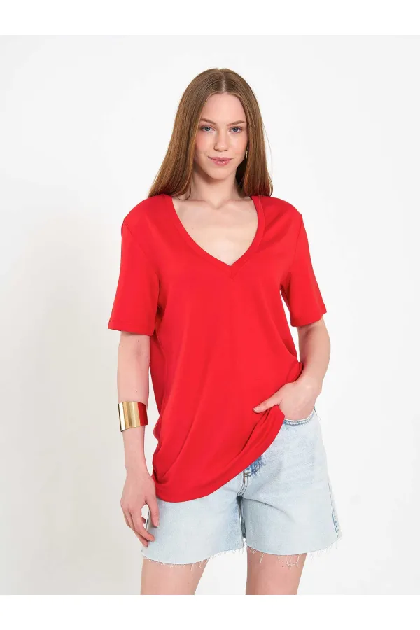 050736 V-Neck Knitted T-Shirt