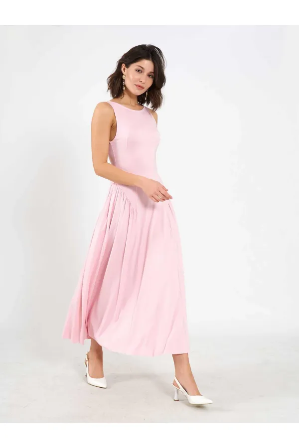 111717 Sleeveless Midi Dress