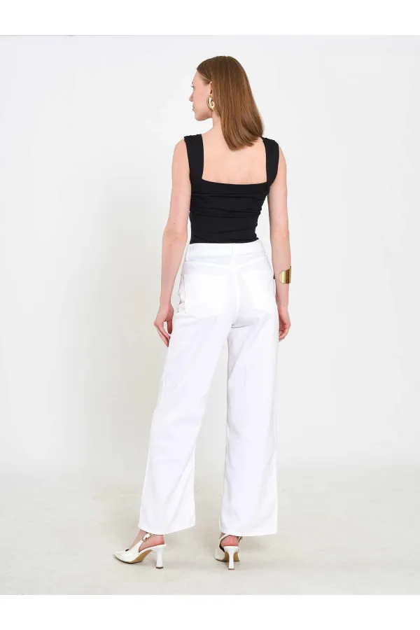 031668 Wide Leg Denim Trousers