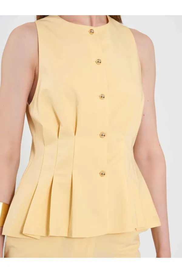 120746 Stella Waist-Fitted Vest