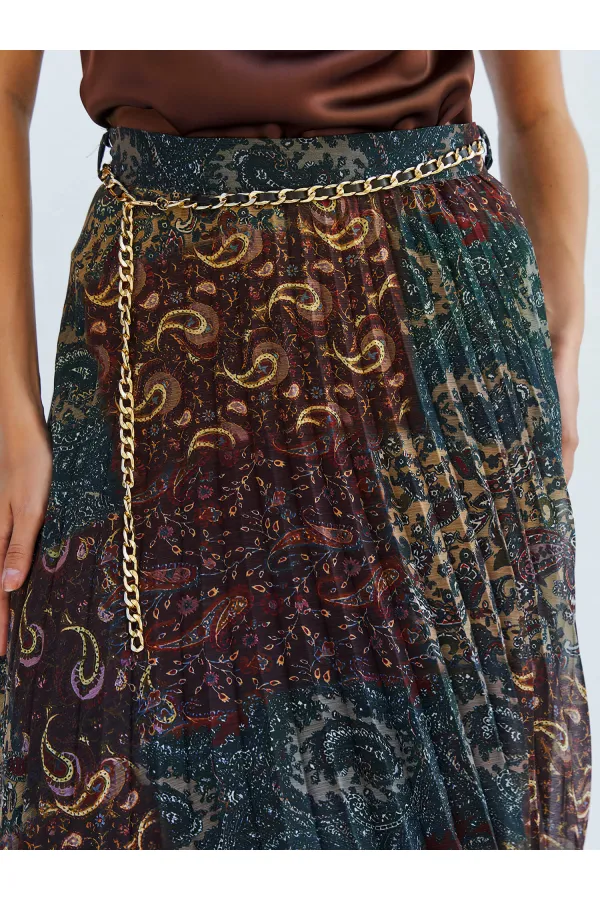 Jupe plissée 041110 avec ceinture à chaîne