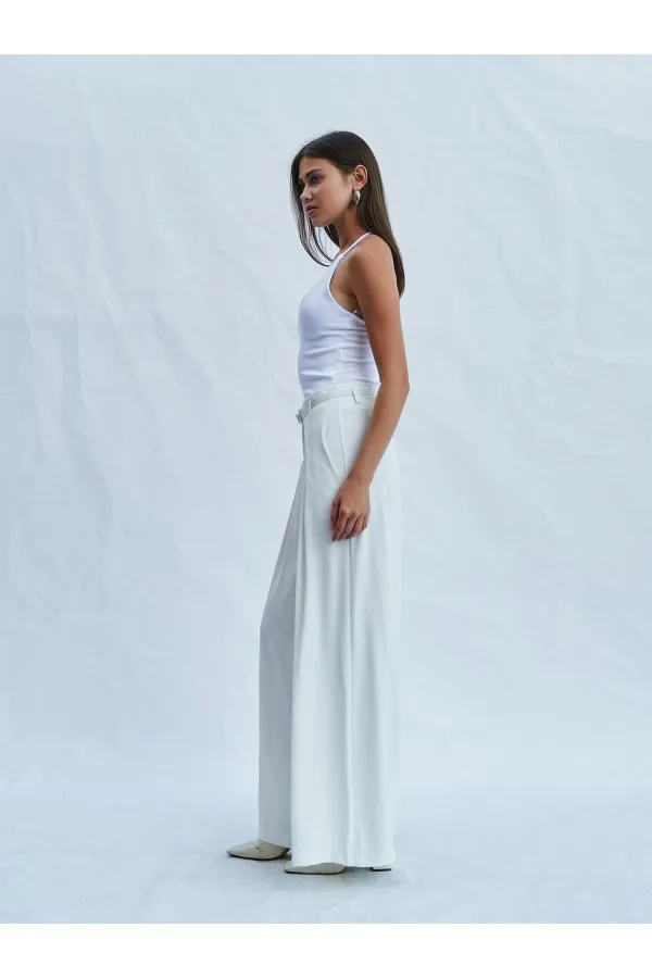 060333 Cross Back Strap Knitted Bodysuit