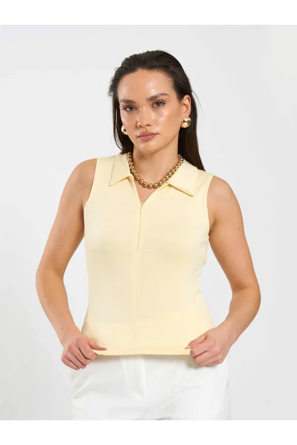 071894 Önü Fermuarlı Örme Kolsuz Body