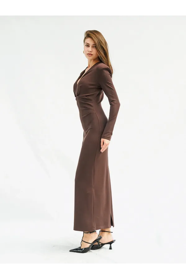 111632 Önü V Yaka Vatkalı Elbise