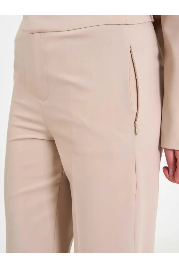 031674 Kısa Paça Stella Pantolon