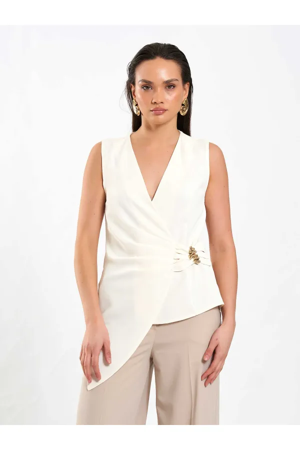 071892 Tokalı V Yaka Asimetrik Bluz