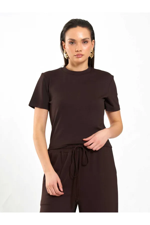 050734 Crew Neck Crop T-Shirt