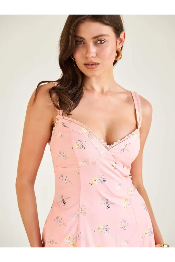 111738 Fisto Lace Detail Dress