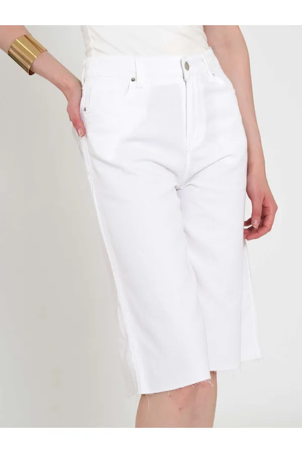 010878 Relaxed Fit Bermuda Denim Shorts