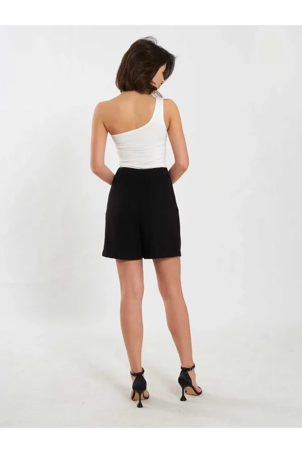 010875 Single Pleated Shorts