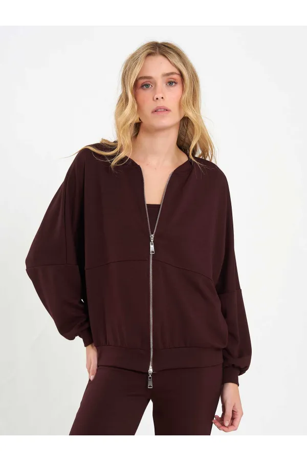 220649 Équipe sportive à trois pièces