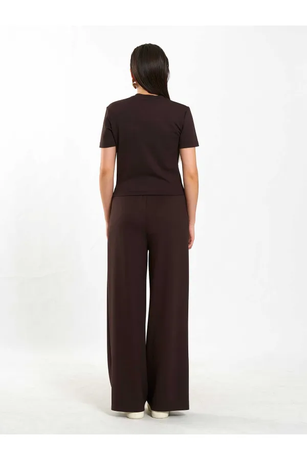 050734 Crew Neck Crop T-Shirt