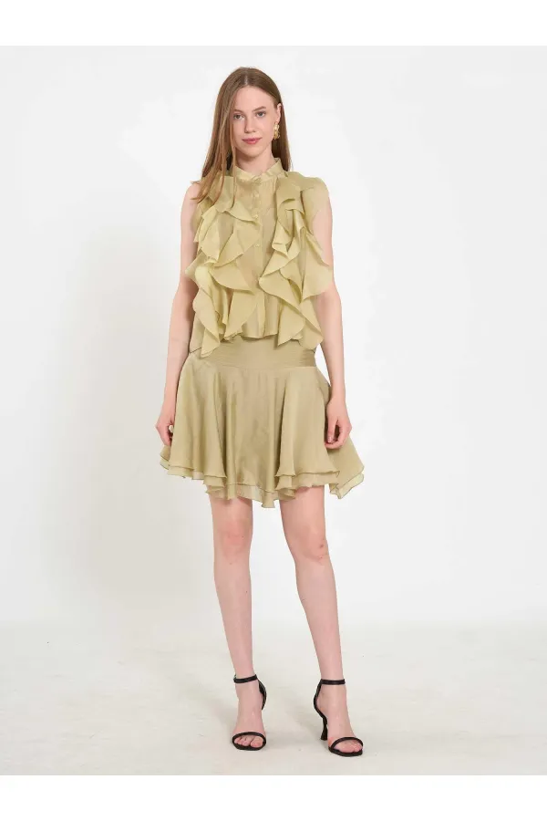 080774 Sleeveless Shirt with Ruffle Detail at Front
