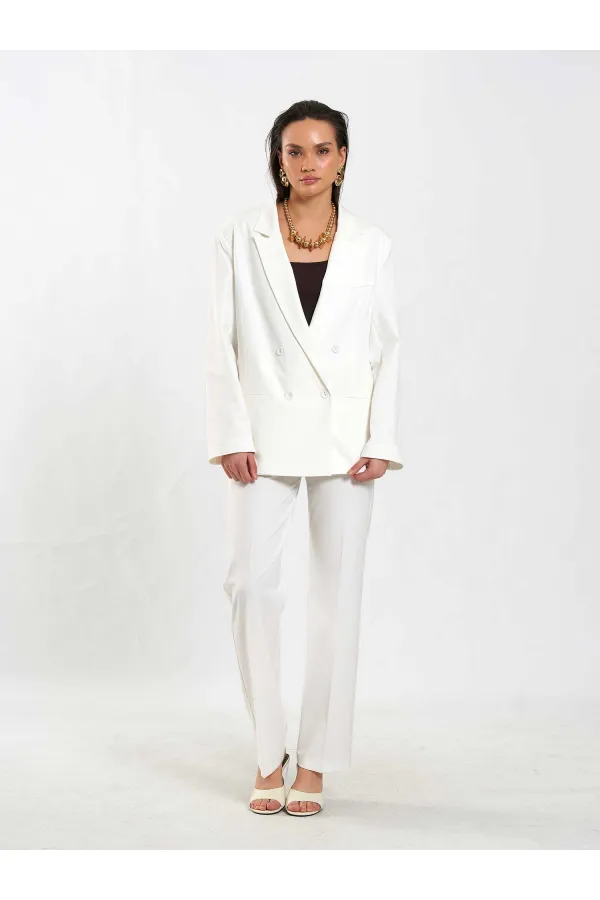 131059 Veste à poches passepoilées