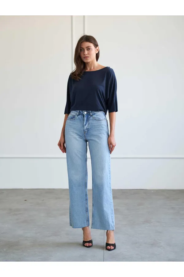 031666 Düz Paça Orta Bel Jeans