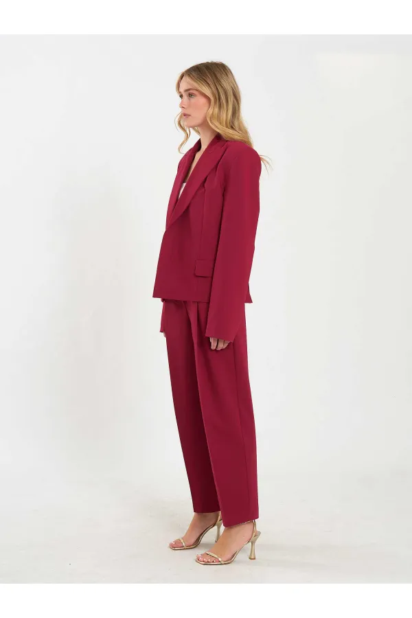 131044 Wide Shoulder Oversize Jacket