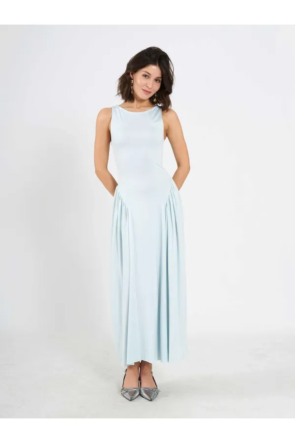 111717 Sleeveless Midi Dress