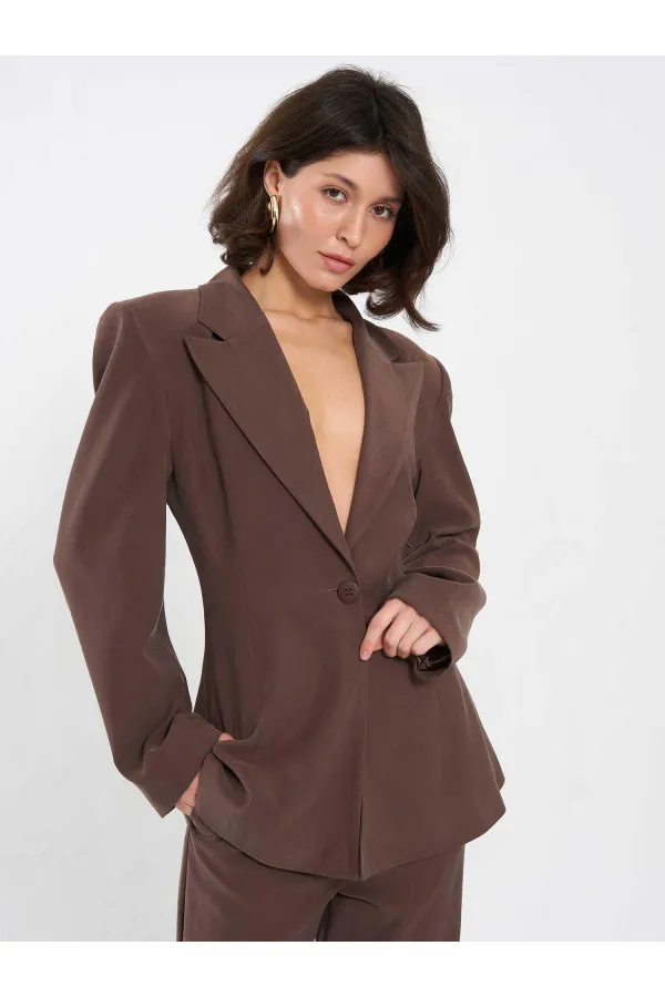 131065 Veste cintrée