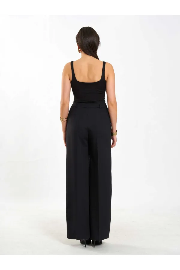 031627 Straight Leg Trousers