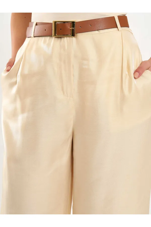 031660 Single Pleated Wide Belt Trousers