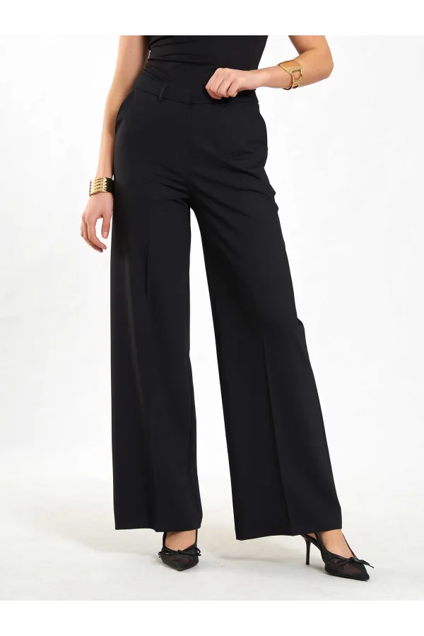 031627 Straight Leg Trousers