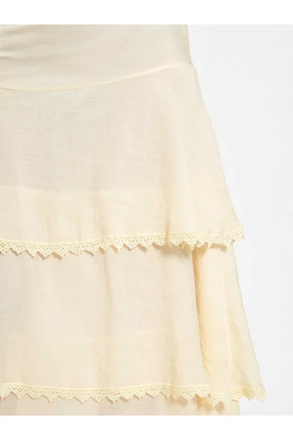 041040 Layered Ruffled Skirt