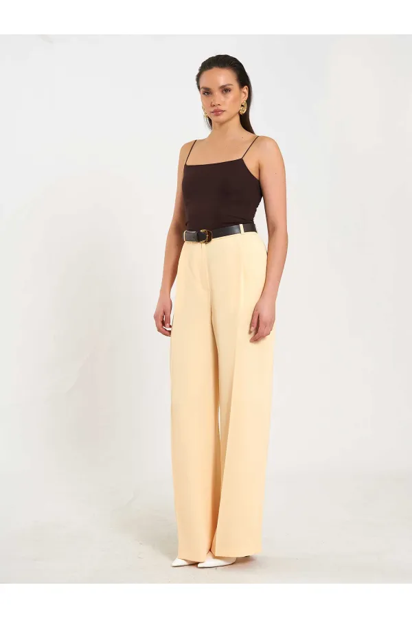 031655 Single Pleated Straight Leg Trousers
