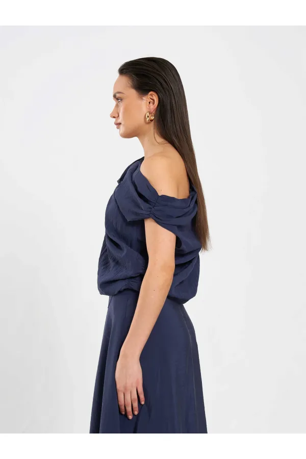 071886 One Shoulder Blouse