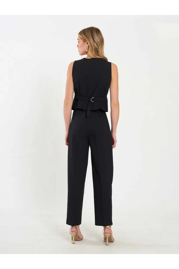 120738 Sırtı Tokalı Yelek